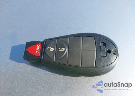 2015 Jeep Cherokee Latitude из США, поврежденный, VIN 1C4PJMCB3FW664217